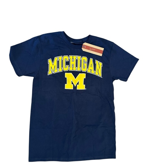 Men’s The Victory MICHIGAN Tee NWT Medium - Picture 1 of 5